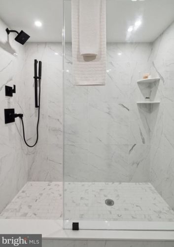 2200 Kater St, Philadelphia PA 19146-1139 exterior