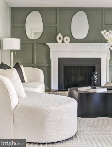 4624 Asbury Pl, Washington DC  20016-4325 exterior