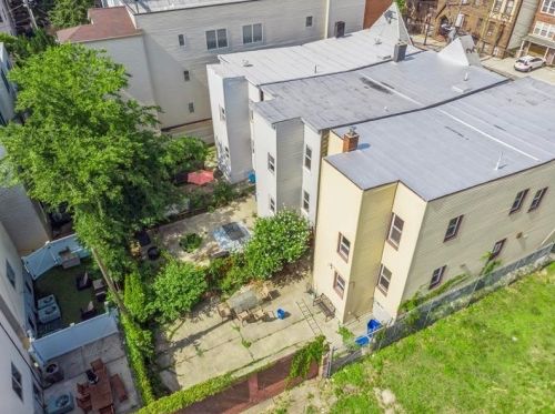 310 Palisade Ave, Union City NJ 07087-5208 exterior