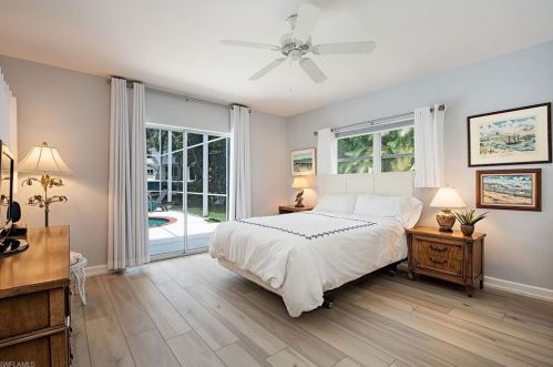 601 15 Ave, Naples FL 34102-7440 exterior