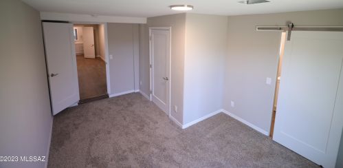 5751 28 St, Tucson AZ 85711-5925 exterior