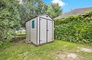 2770 Avondale Blvd, Milwaukee WI 53210-1364 exterior