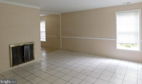 9702 Dilston Rd, Silver Spring MD  20903-1915 exterior