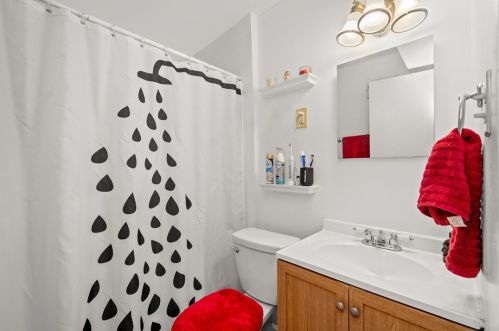 3475 Clearfield St, Pittsburgh PA 15204-1538 exterior