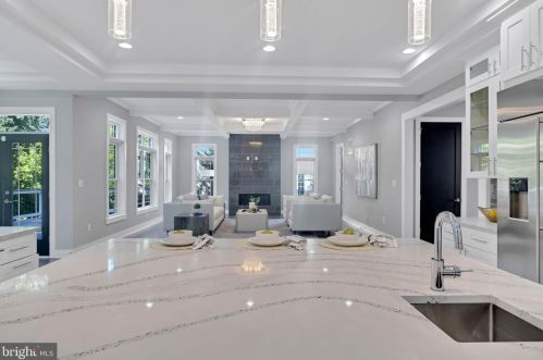 1864 Kirby Rd, Mc Lean VA 22101-5326 exterior