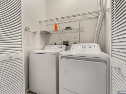 1303 Gatherings Dr, Paterson NJ 07508-1380 exterior