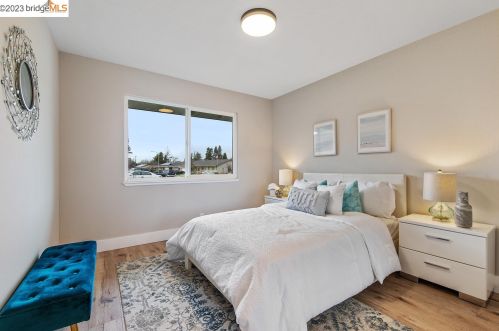 1735 Ancona Ct, Concord CA  94519-1524 exterior