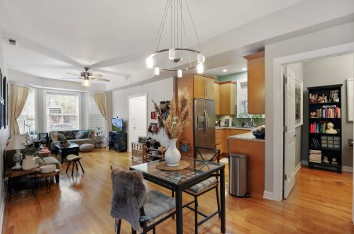 3429 Oakley Ave, Chicago IL 60608-6027 exterior