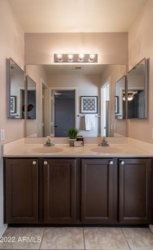 1150 Geronimo Pl, Chandler AZ 85224-7254 exterior