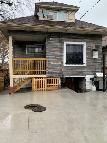 1437 71 Pl, Chicago IL 60629-3544 exterior