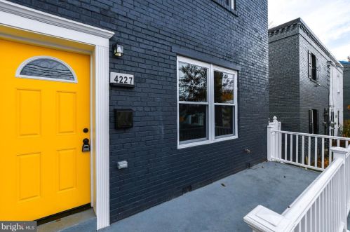 4227 Edson Pl, Washington DC  20019-8023 exterior