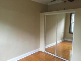 2985 Washtenaw Ave, Chicago IL  60618-7818 exterior