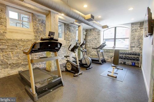 41 Lemon St, Lancaster PA  17602-4953 exterior