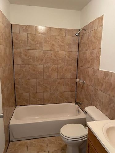 2127 Cambridge Ave, Atlanta GA  30337-1715 exterior