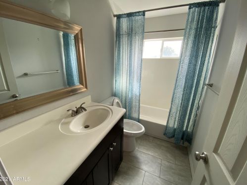 8229 4 Ave, Phoenix AZ 85041-5743 exterior