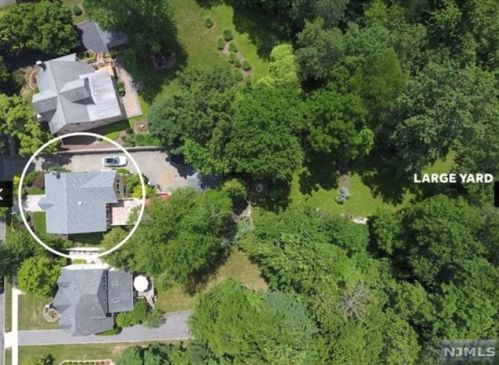 58 Legion Pl, Closter, NJ 07624-2518