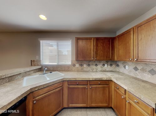 11229 Devonshire Ave, Phoenix AZ  85037-5347 exterior