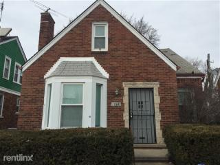 11541 College St, Detroit MI  48205-3291 exterior