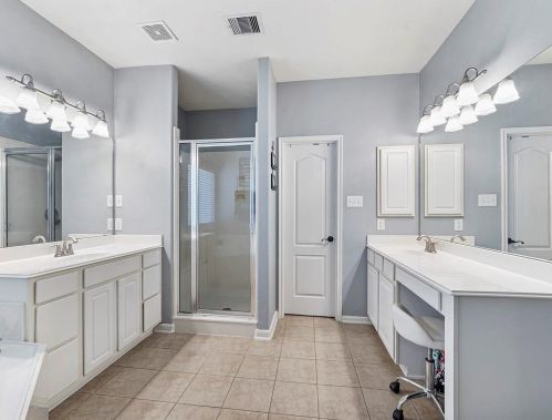 17415 Rainer Vly Ln, Humble TX 77346-8249 exterior