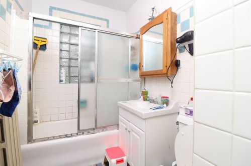 2507 Thorndale Ave, Chicago IL 60631-2350 exterior