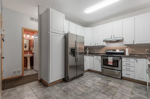 3183 Juniper Ln, Saint Paul MN  55125-9501 exterior