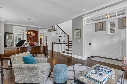 3800 Paulina St, Chicago IL 60609-2057 exterior