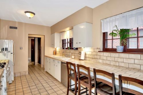 9341 Hoyne Ave, Chicago IL 60643-2028 exterior