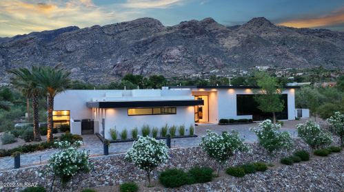 4911 Mission Hill Dr, Tucson AZ  85718-2607 exterior