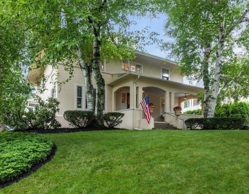 23 Waconah Rd, Worcester, MA 01609-1745