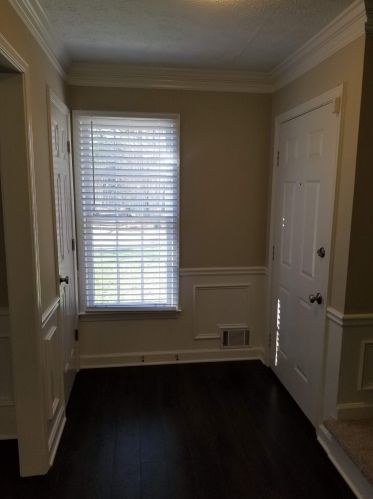 9050 Carroll Manor Dr, Atlanta GA  30350-2011 exterior