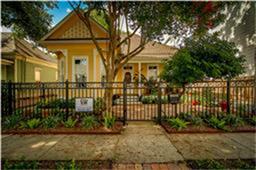 1706 Crockett St, Houston TX  77007-4021 exterior