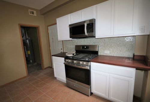 7043 Carpenter St, Chicago IL 60621-1026 exterior