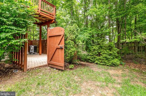 7541 Great Swan Ct, Alexandria VA 22306-2275 exterior