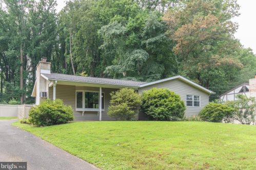 1546 Bonnie Brae Dr, Huntingdon Valley, PA 19006-1302