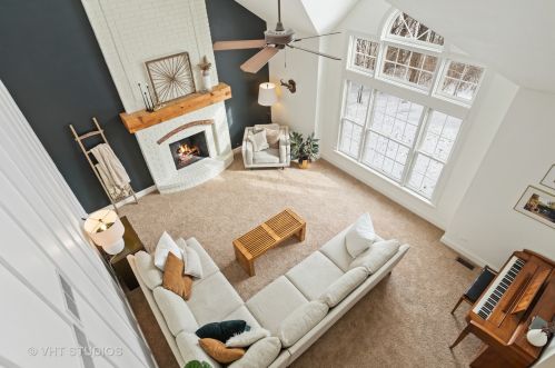 3726 Thunderbird Ln, Bull Valley IL 60012-2092 exterior