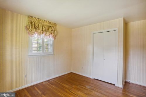 7641 Miller Fall Rd, Rockville MD 20855-1165 exterior