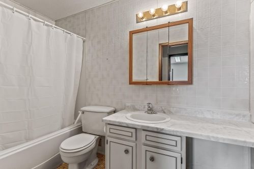 463 Dorland Ct, Saint Paul MN 55119-5503 exterior