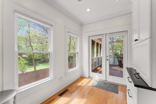 30 Clifton St, Atlanta GA  30317-2010 exterior