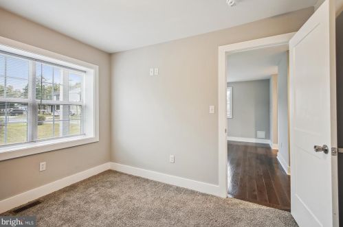 107 5th Ave, Glen Burnie MD 21061-3607 exterior