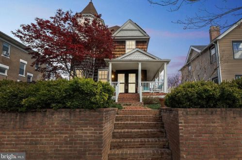 206 S St, Washington DC  20002-1571 exterior