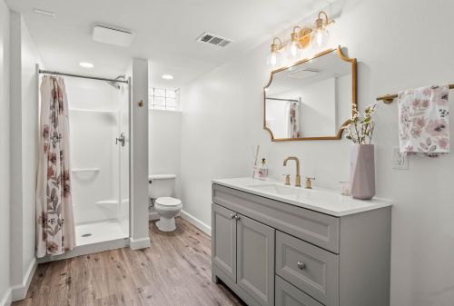 8624 Becher St, Milwaukee WI  53227-1726 exterior