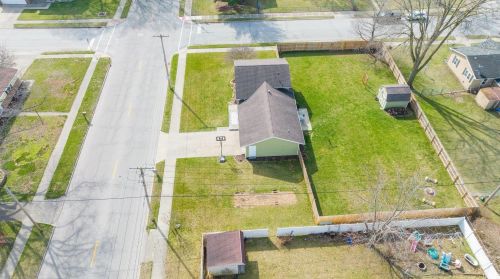 1901 Division St, Mishawaka IN 46545-6201 exterior