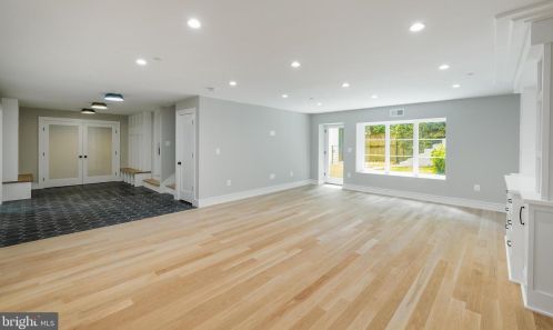 3036 Arizona Ave, Washington DC  20016-3419 exterior