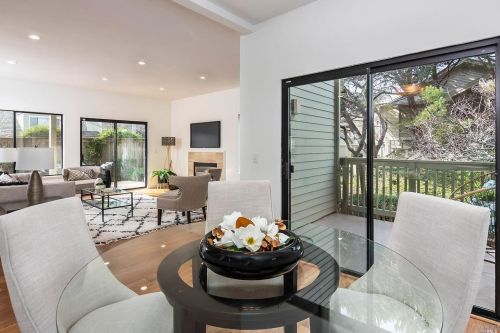 121 Eucalyptus Knl St, Mill Valley CA 94941-2247 exterior