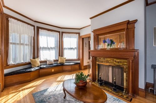 104 Winthrop St, Taunton MA 02780-4162 exterior