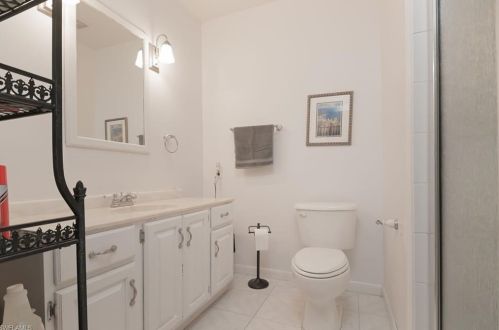 805 97 Ave, Naples FL 34108-2284 exterior