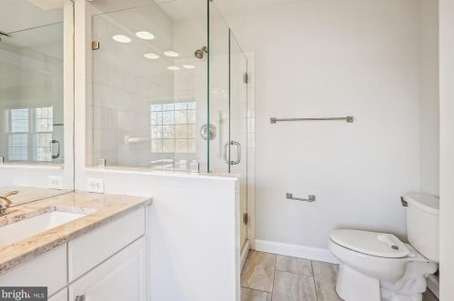 4653 Kirkpatrick Ln, Alexandria VA 22311-4913 exterior