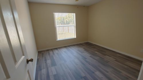 1013 College Park Rd, Fort Pierce FL 34953-5842 exterior