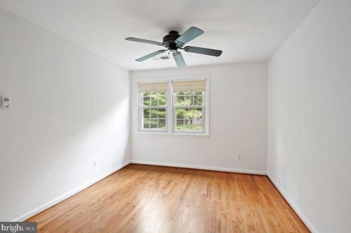 1111 Fallsmead Way, Rockville MD 20854-5549 exterior