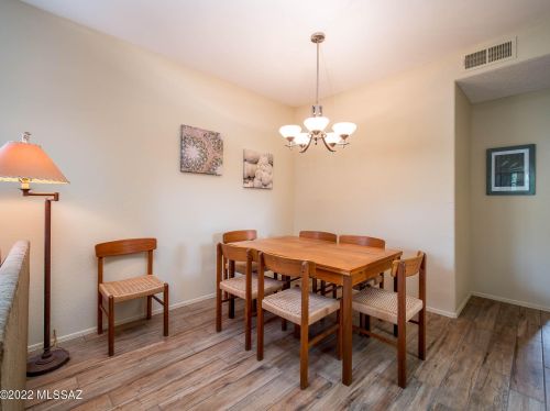 6655 Canyon Crest Dr, Tucson AZ 10161-0937 exterior